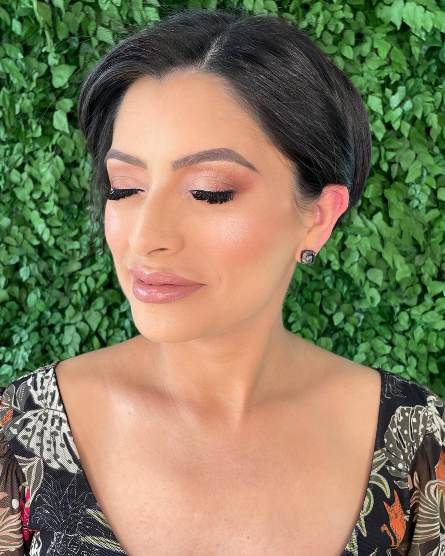 Maquiagem e Penteados