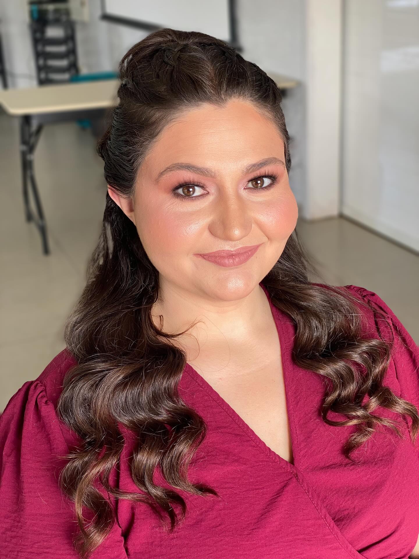 Maquiagem e Penteados