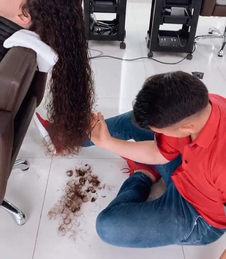 Corte Cacheado em Guarapuava PR | Lumina